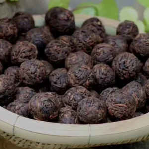 2015年冰島老寨古樹龍珠熟茶沱一顆一泡半斤裝