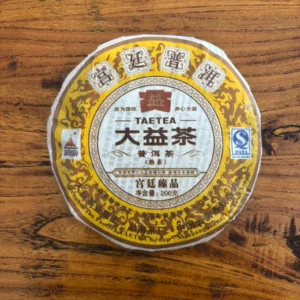 2010年大益茶業宮廷普洱茶 200g 熟茶