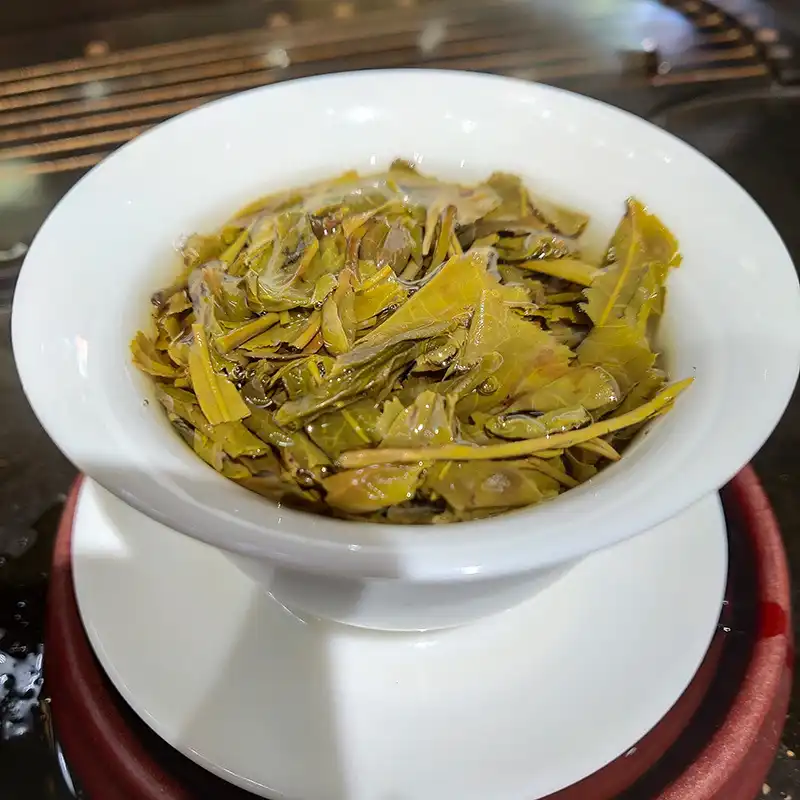 景迈山头春古树纯料紧压357g生茶饼古树茶 普洱茶 BUASHOP普洱老茶