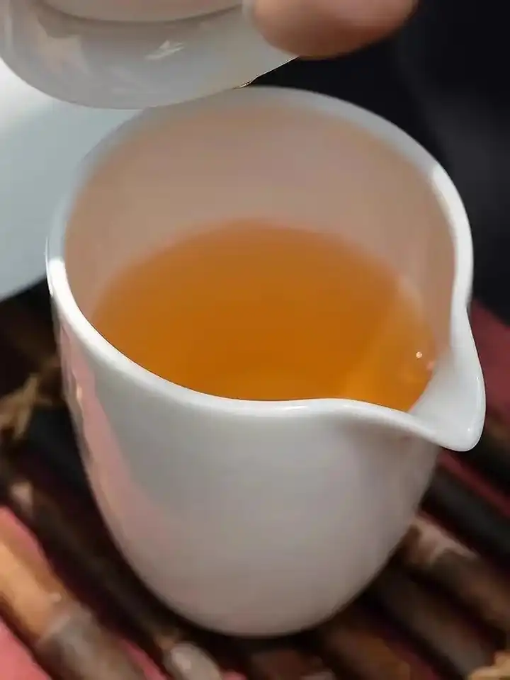 2003年易武老生普洱茶生茶饼357g普洱生茶十年以上普洱茶饼 普洱茶 BUASHOP普洱老茶